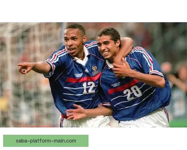 雷恩球员评分分析：勒保罗梅林阿尔塔马里在布雷斯特战役中的关键表现